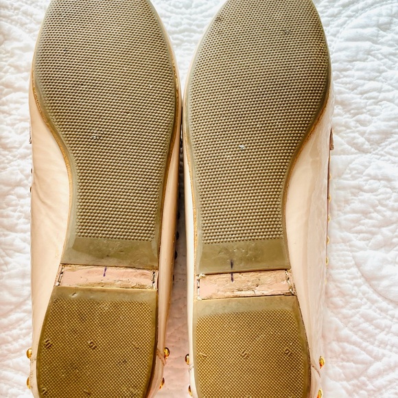 Authentic leather Prada studded flats. - Picture 5 of 12